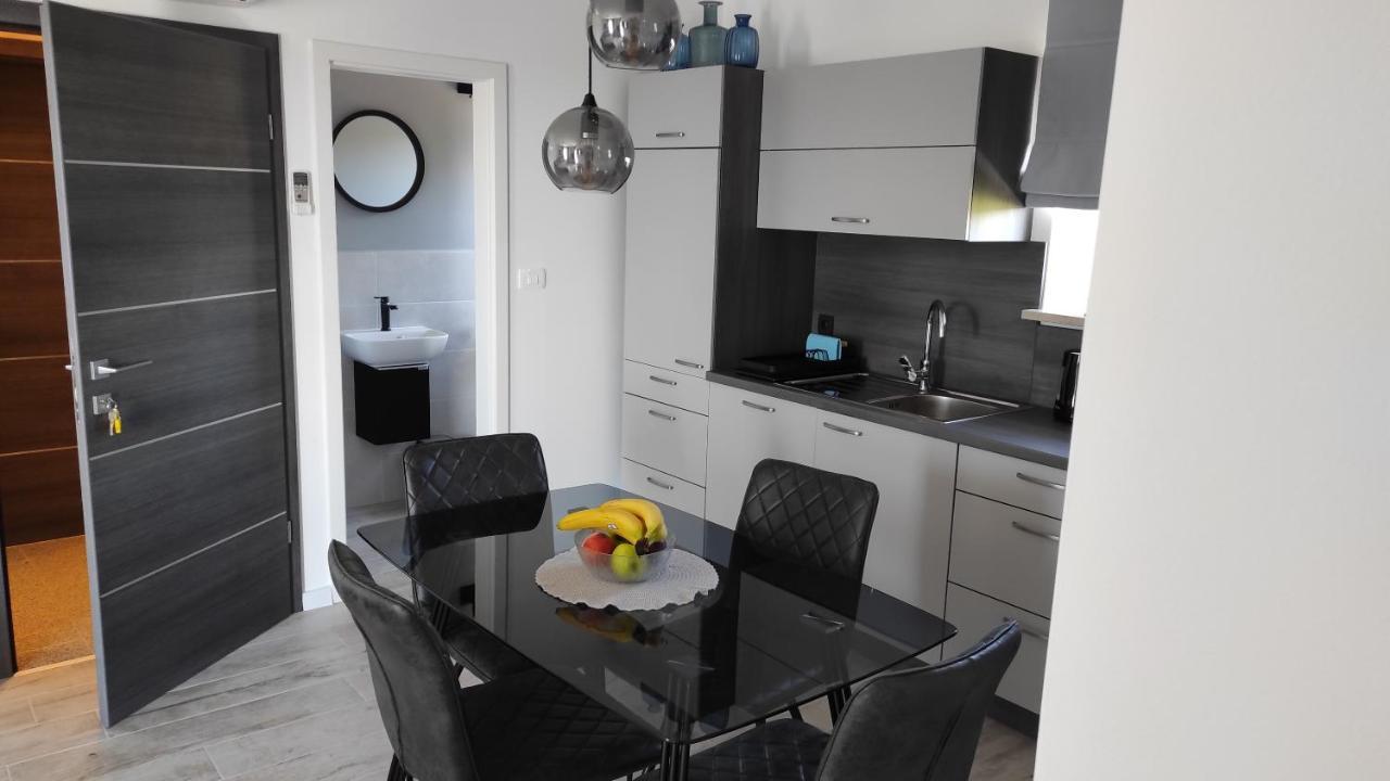 New Apartment Vivano V I D With Amazing View Zambratija  Exterior foto