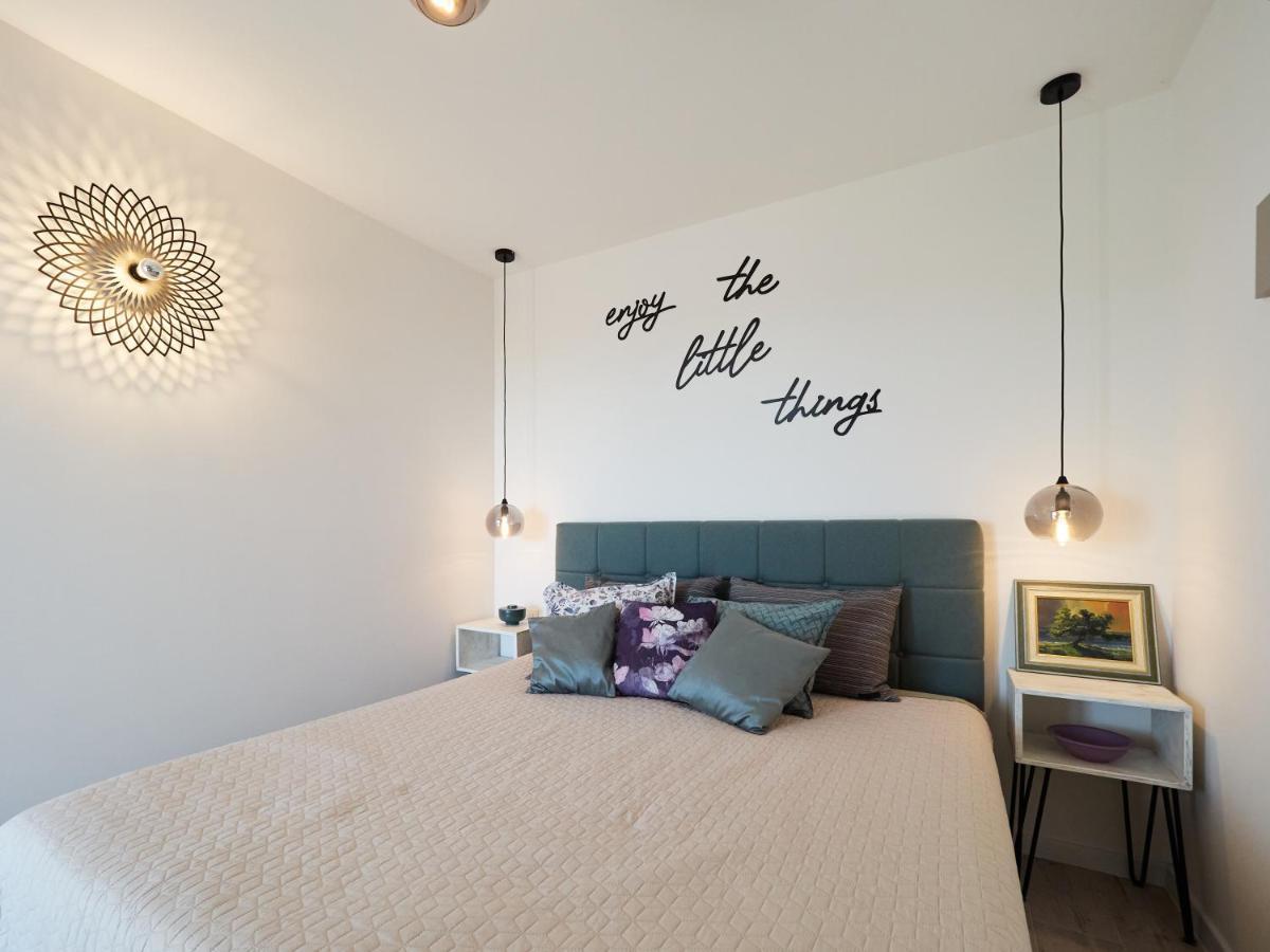 New Apartment Vivano V I D With Amazing View Zambratija  Exterior foto